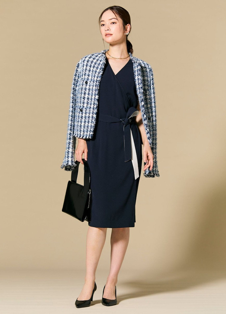 釦飾短版花呢外套